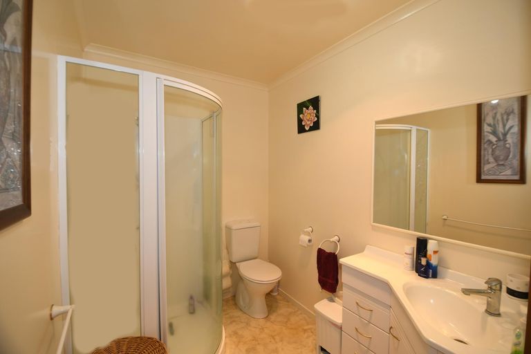 Photo of property in 5 Ngatira Place, Snells Beach, 0920