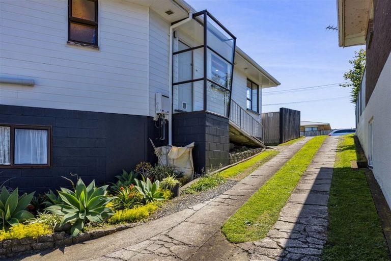 Photo of property in 28 Kingsford Street, Bell Block, New Plymouth, 4312