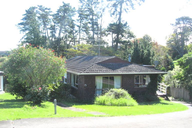 Photo of property in 15 Charles Dickens Drive, Mellons Bay, Auckland, 2014