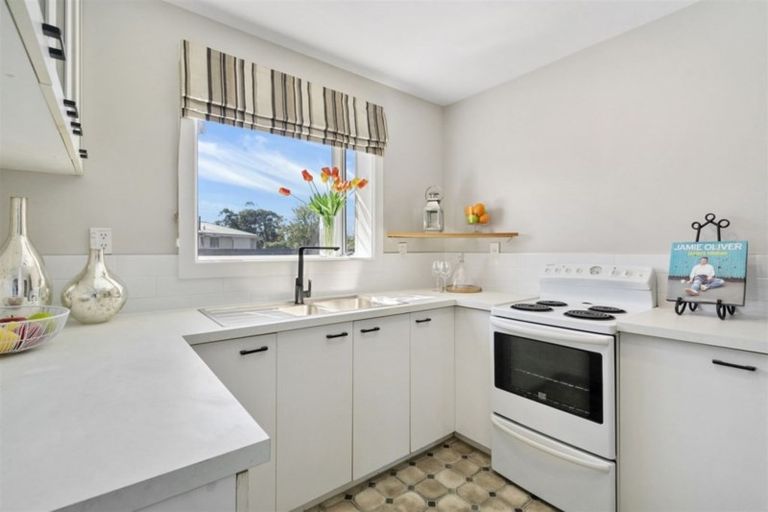 Photo of property in 29 Sylvia Street, Parklands, Christchurch, 8083