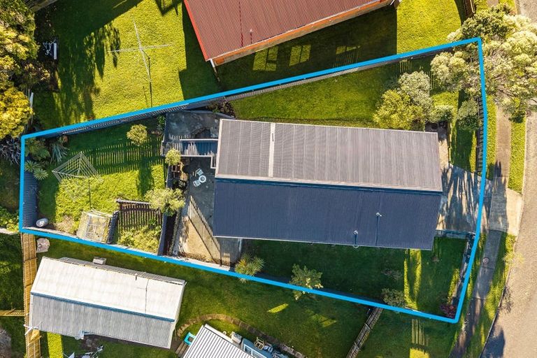 Photo of property in 19 Sombrero View, Ascot Park, Porirua, 5024