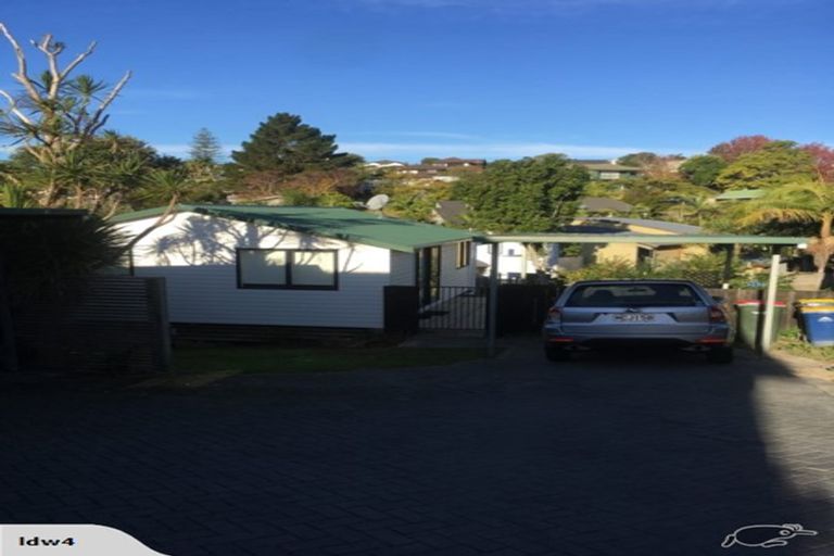 Photo of property in 42a Matipo Road, Mairangi Bay, Auckland, 0630