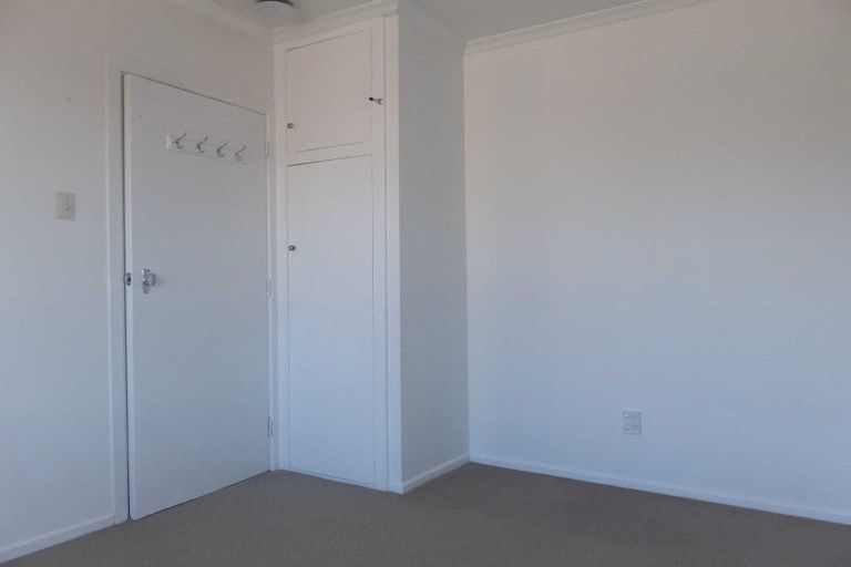 Photo of property in 2/11 Powell Crescent, Ilam, Christchurch, 8041