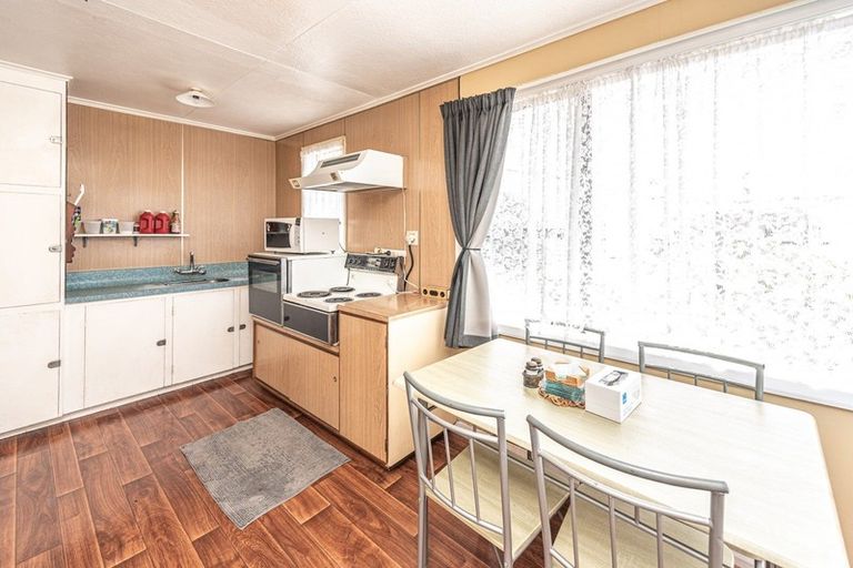 Photo of property in 28 Konini Street, Tawhero, Whanganui, 4501