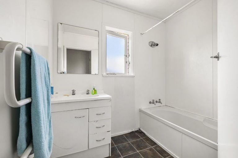 Photo of property in 240 Saint Marys Avenue, Te Awamutu, 3800