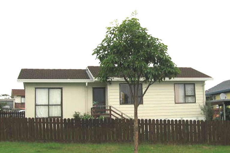 Photo of property in 2/71 Luanda Drive, Ranui, Auckland, 0612