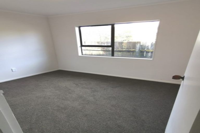 Photo of property in 98a Mako Mako Road, Levin, 5510