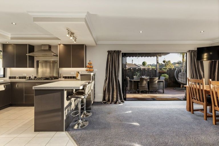 Photo of property in 22 Talbot Place, Welcome Bay, Tauranga, 3112