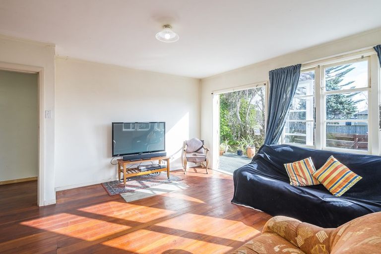 Photo of property in 12 Rodney Grove, Paraparaumu, 5032