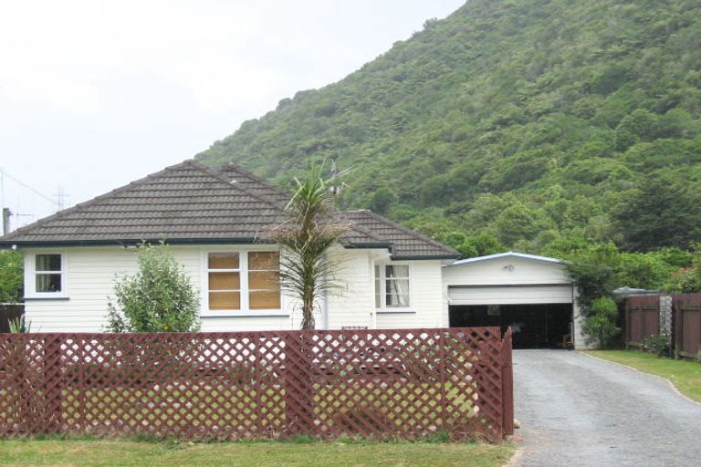 Photo of property in 78 Black Beech Street, Birchville, Upper Hutt, 5018
