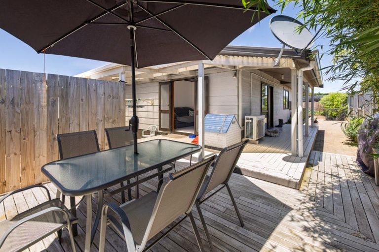 Photo of property in 19 Macloughlin Drive, Te Puke, 3119