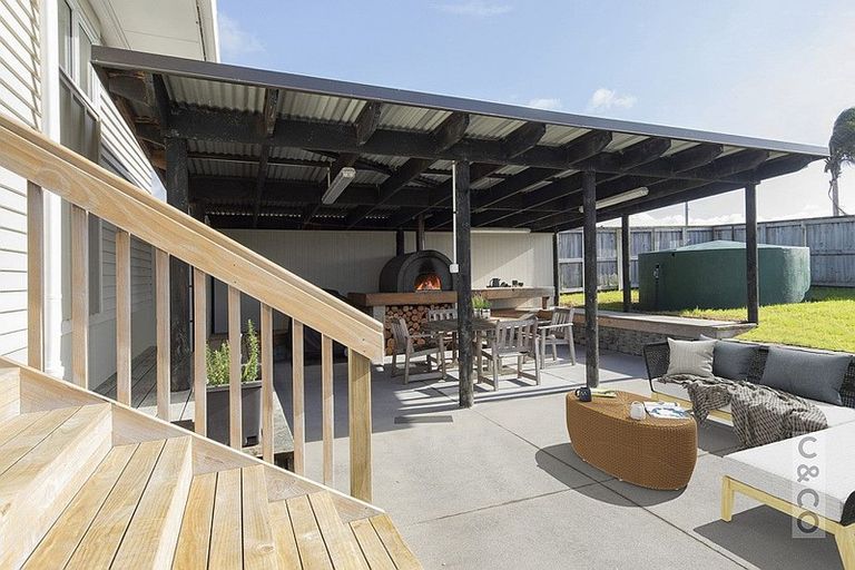 Photo of property in 36 George Street, Riverhead, 0820