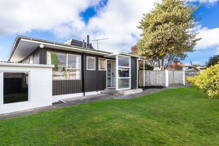 Property details for 2/55 Hawai Street, Two Mile Bay, Taupo, 3330