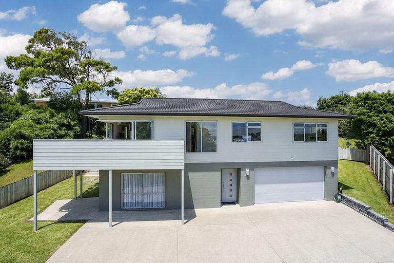 Photo of property in 140c Queen Street, Waiuku, 2123