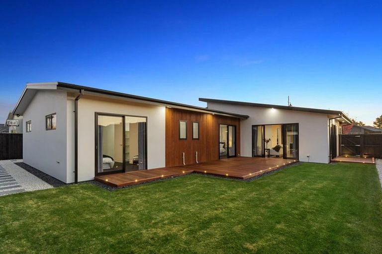 Photo of property in 48 Aroha Street, Pegasus, 7612
