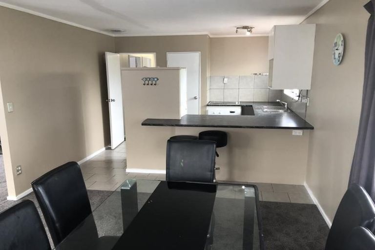 Photo of property in 23 Aniseed Grove, Timberlea, Upper Hutt, 5018