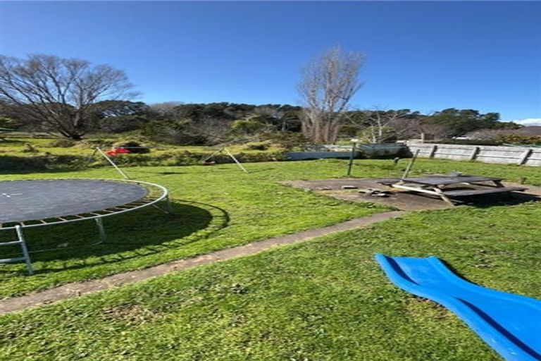 Photo of property in 56 Blake Street, Waitara, 4320