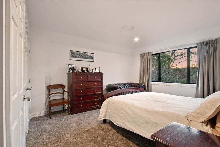 Photo of property in 25b Garden Road, Merivale, Christchurch, 8014