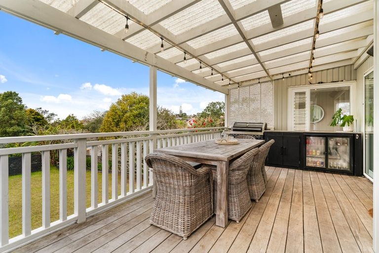 Photo of property in 1a Agathis Avenue, Mairangi Bay, Auckland, 0630