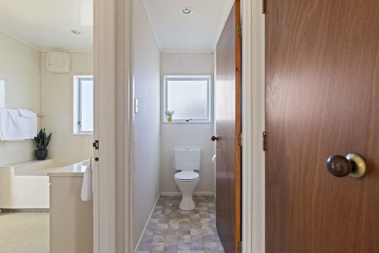 Photo of property in 1/13 Chatswood Grove, Fitzroy, New Plymouth, 4312