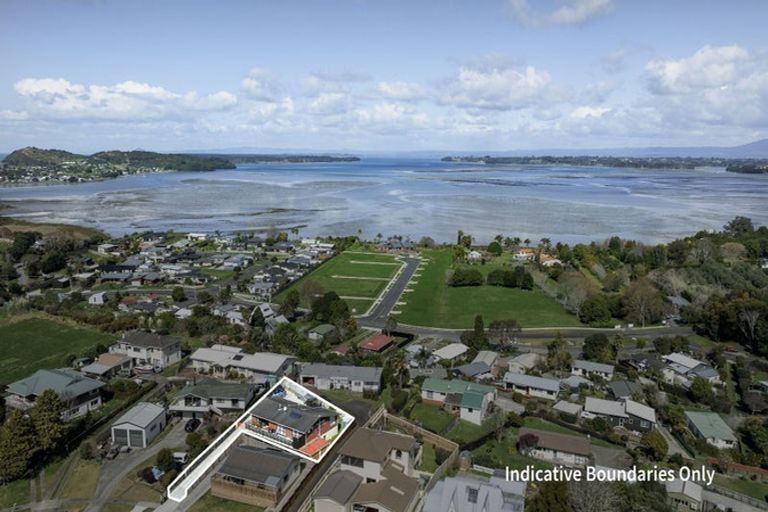 Photo of property in 10 Adela Stewart Drive West, Athenree, Katikati, 3177