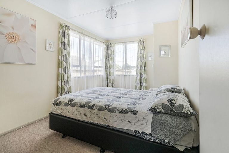 Photo of property in 10 Perry Place, Bader, Hamilton, 3206