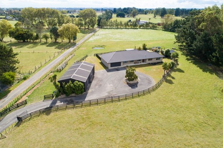 Photo of property in 420 Kairanga Bunnythorpe Road, Bunnythorpe, Palmerston North, 4478