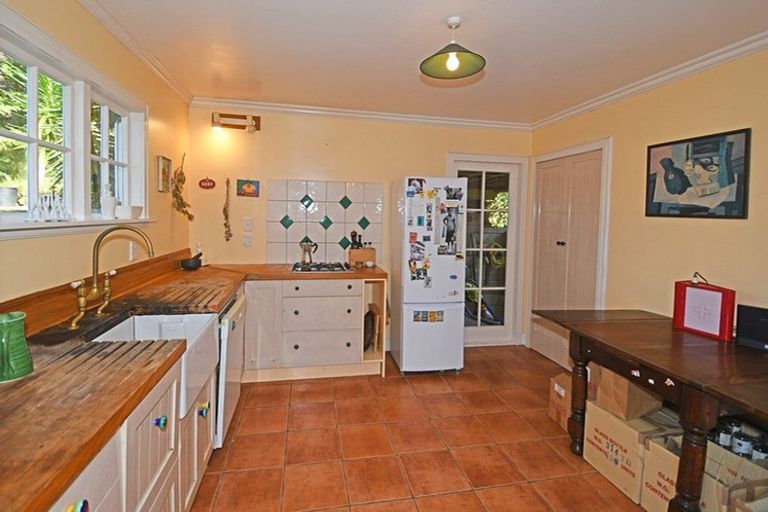 Photo of property in 92 Frost Road, Leigh, Warkworth, 0985