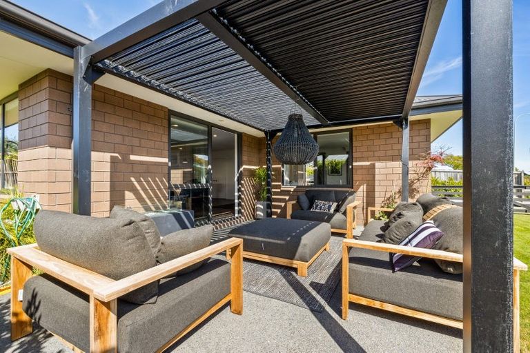 Photo of property in 83 Willowside Place, Amberley, 7410