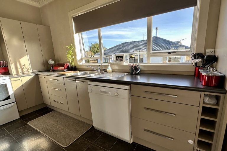 Photo of property in 208 Chelmsford Street, Waverley, Invercargill, 9810