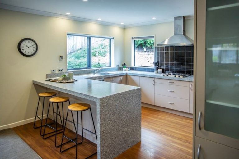 Photo of property in 25 Cascade Way, Paraparaumu, 5032