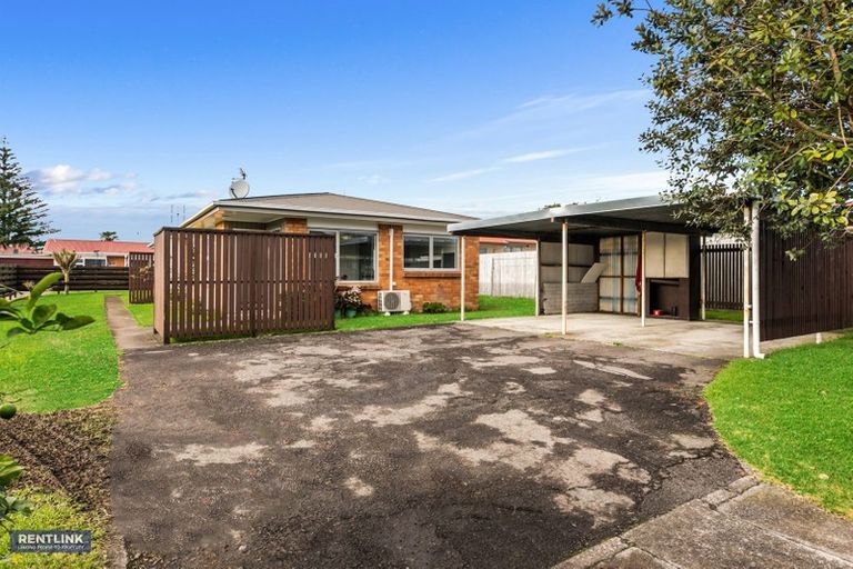 Photo of property in 1/1258 Cameron Road, Gate Pa, Tauranga, 3112