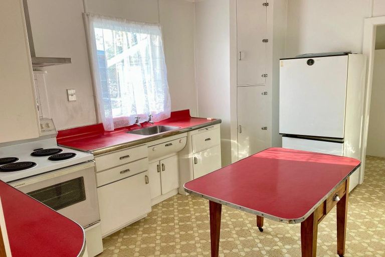 Photo of property in 30 Oak Street, Mangapapa, Gisborne, 4010