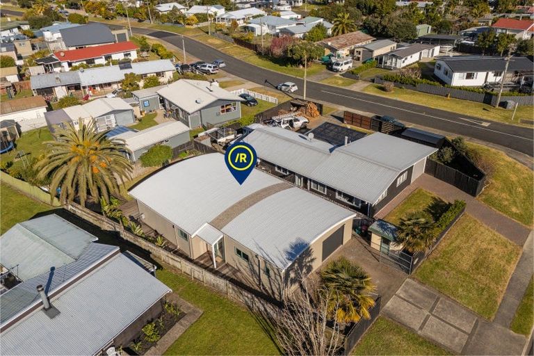 Photo of property in 51a Cook Drive, Whitianga, 3510