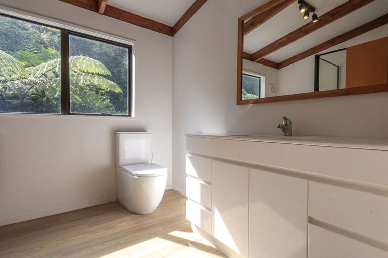 Photo of property in 30 Stanton Crescent, Karoro, Greymouth, 7805