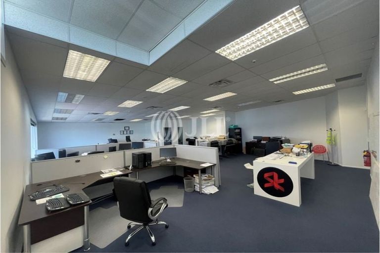 Photo of property in 7 Cooladerry Place, Rosehill, Papakura, 2113