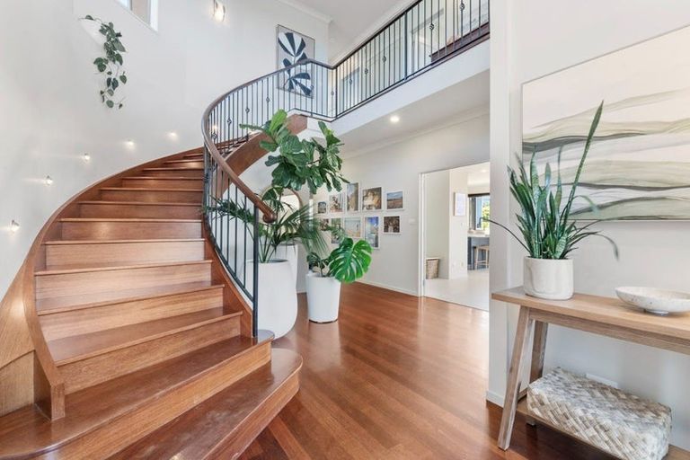 Photo of property in 64 Balboa Drive, Matakatia, Whangaparaoa, 0930