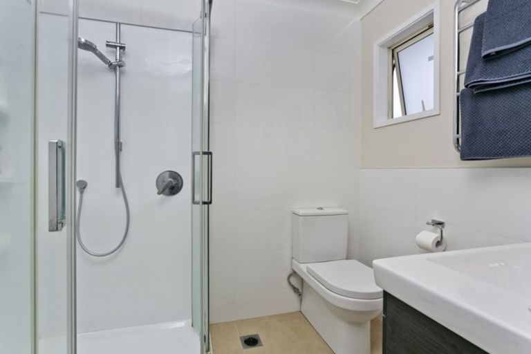 Photo of property in 4 Kiri Place, Mairangi Bay, Auckland, 0630