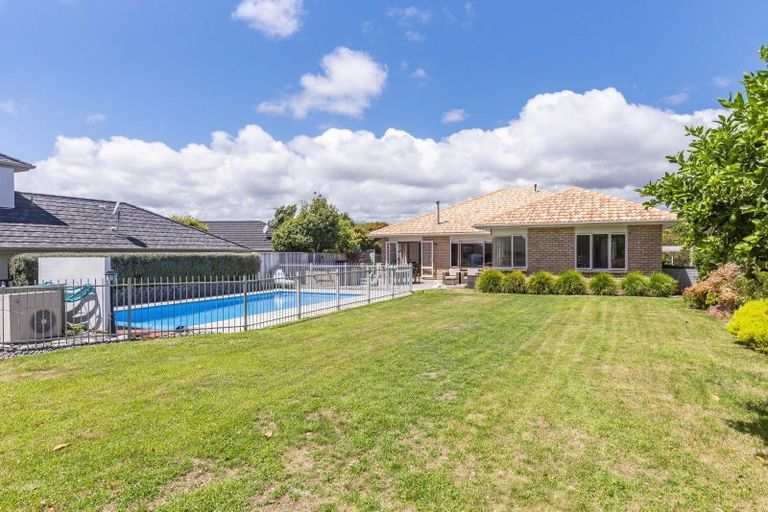 Photo of property in 12 Regent Drive, Paraparaumu Beach, Paraparaumu, 5032