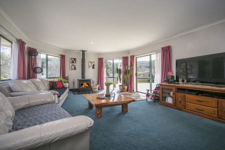 Photo of property in 20 Wautaiti Drive, Riverhead, 0820