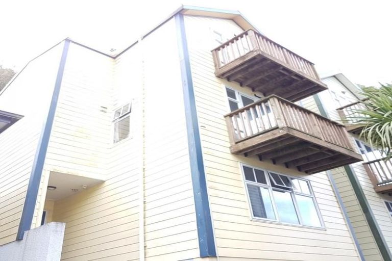 Photo of property in 146h Aro Street, Aro Valley, Wellington, 6021