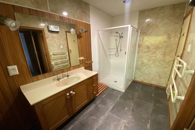 Photo of property in 6 Wyatt Place, Russley, Christchurch, 8042