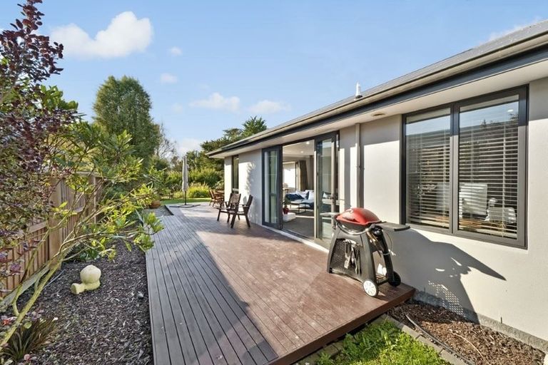 Photo of property in 29 Holbrook Way, Westmorland, Christchurch, 8025