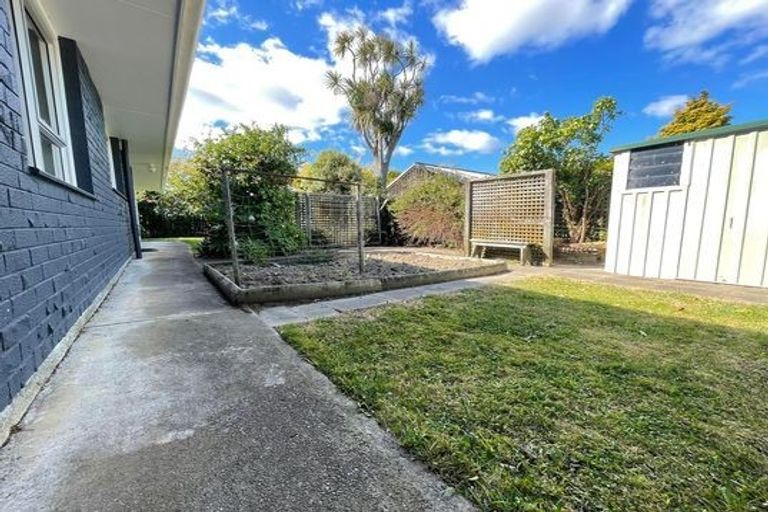Photo of property in 7 Windsor Avenue, Waikanae, 5036