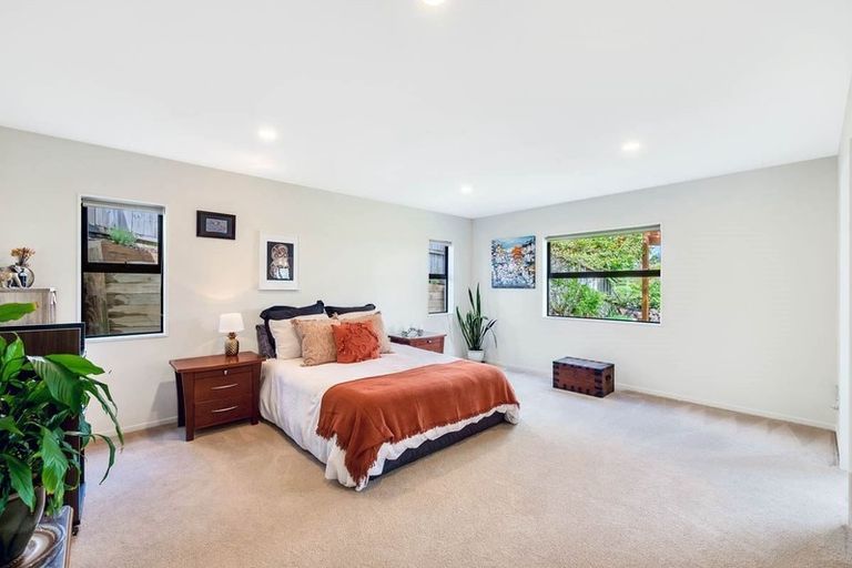 Photo of property in 15 Leafield Crescent, Henderson, Auckland, 0612