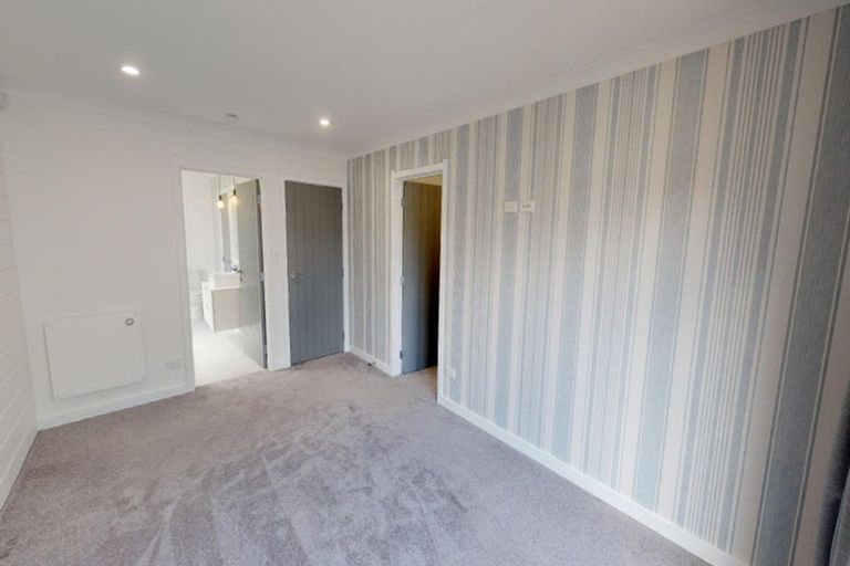 Photo of property in 3 Colombo Street, Palmerston North, 4410