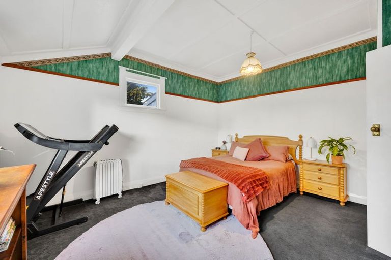 Photo of property in 68 Collins Street, Hawera, 4610
