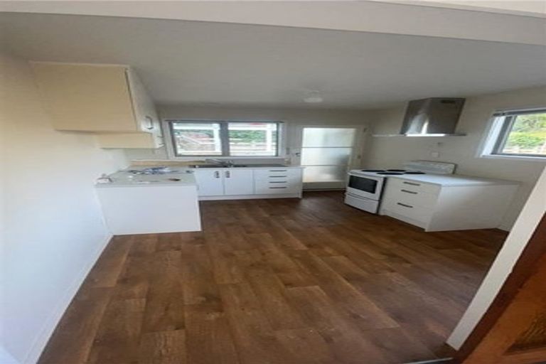 Photo of property in 6a College Place, Lyttelton, 8082