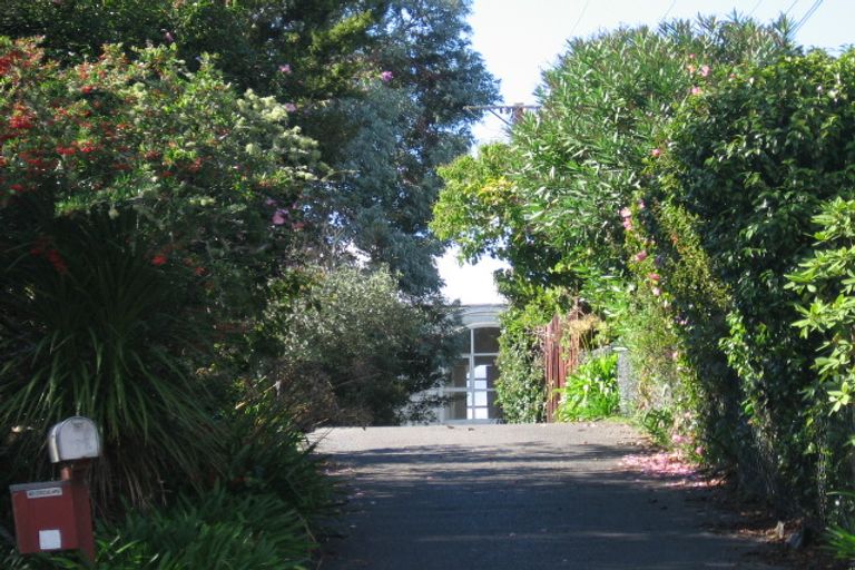 Photo of property in 536 South Titirangi Road, Titirangi, Auckland, 0604