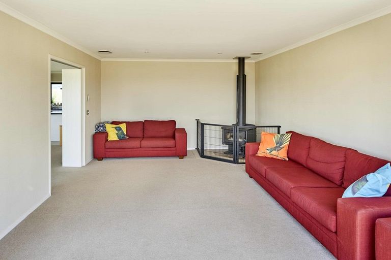Photo of property in 75d Paremata Haywards Road, Judgeford, Porirua, 5381